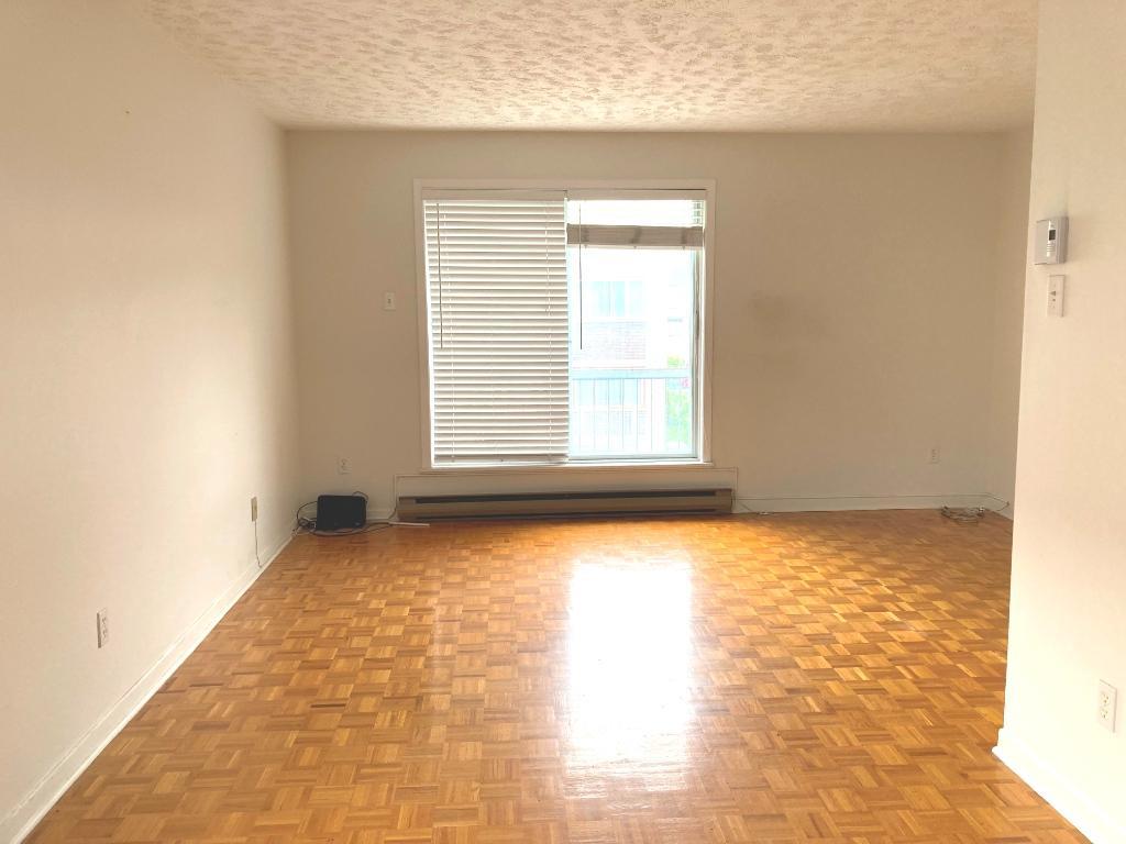 Beau et propre 3 1/2 à louer à Anjou | 3286695