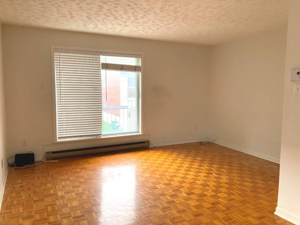 Beau et propre 3 1/2 à louer à Anjou | 3286695