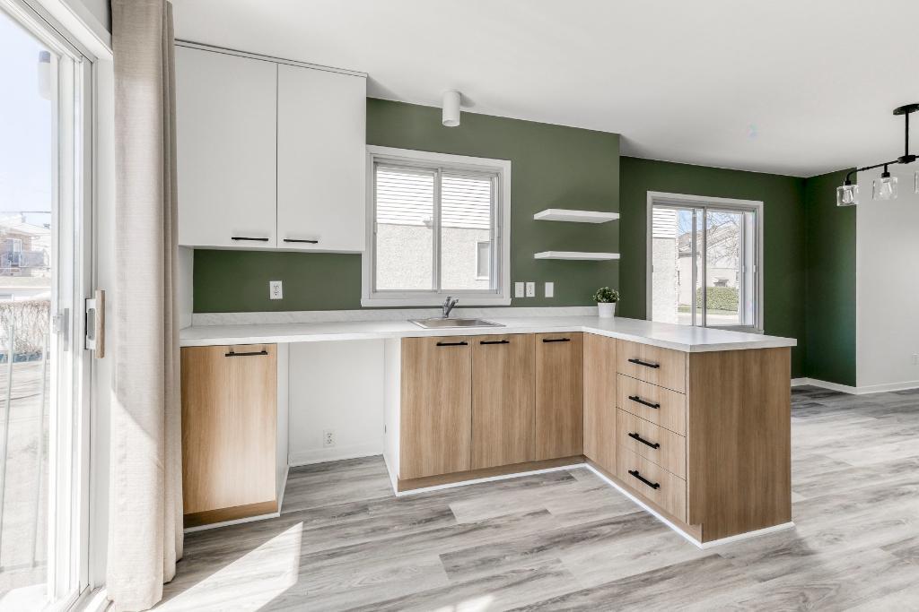 SAINTE-THÉRÈSE 4 1/2 **COMPLÈTEMENT RÉNOVÉ!** | 3286772