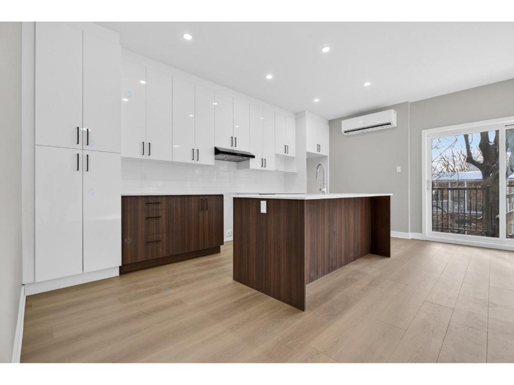 LUXUEUX 5 1 /2 À LOUER À MONTRÉAL-NORD | 3286810