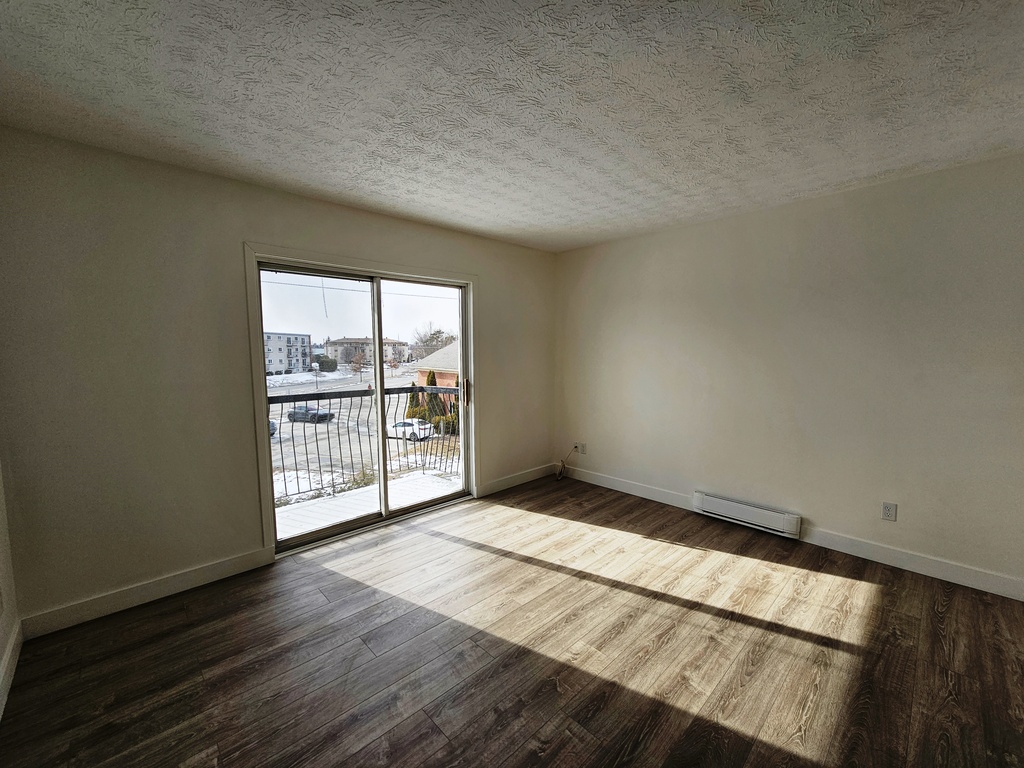 Splendide 3 1/2 à Proximité Du CHUS | 3287088