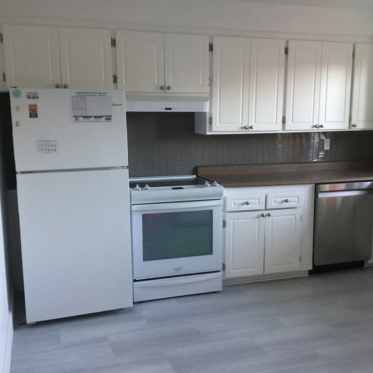 31/2, Haut Triplex, 6 électros,Internet | 3287203