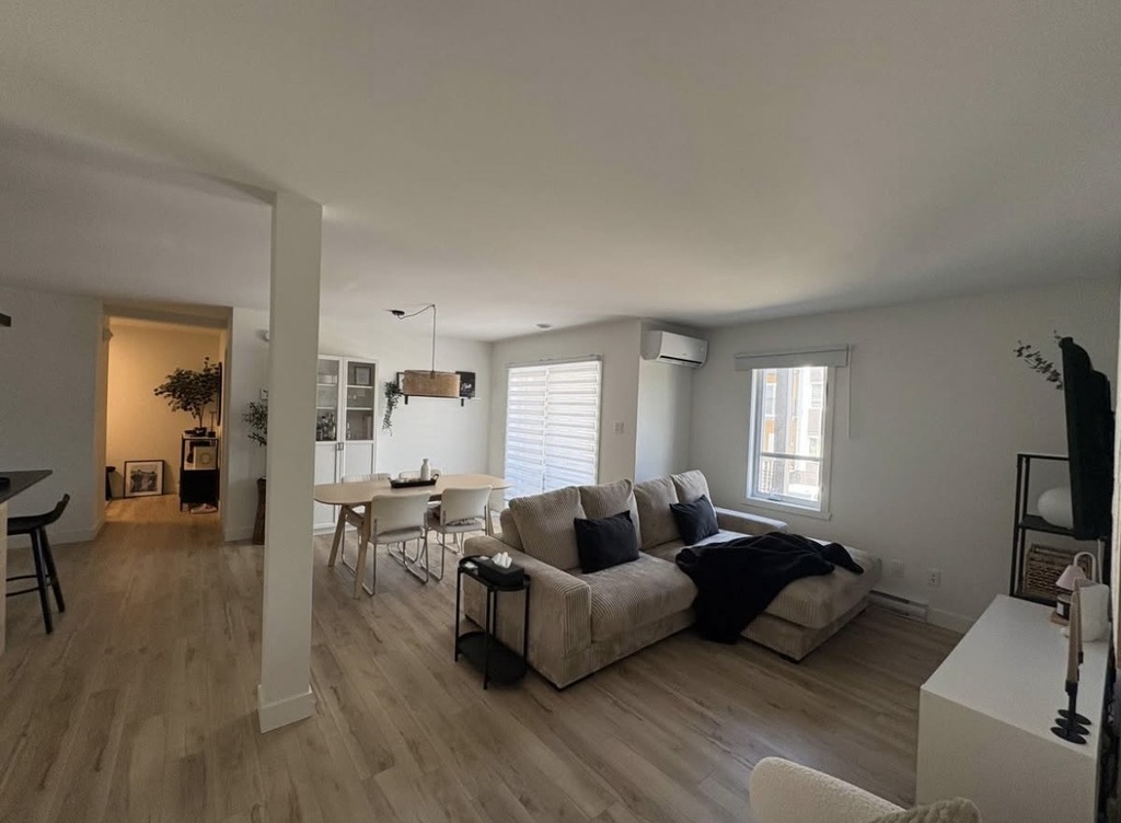 Grand 4 ½ – Disponible Pour Le 1er Août | 3287227