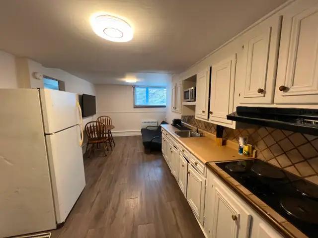 2 1/2 près de l'hôpital de Sept-îles tout inclus 800$/mois WIFI | 3287306
