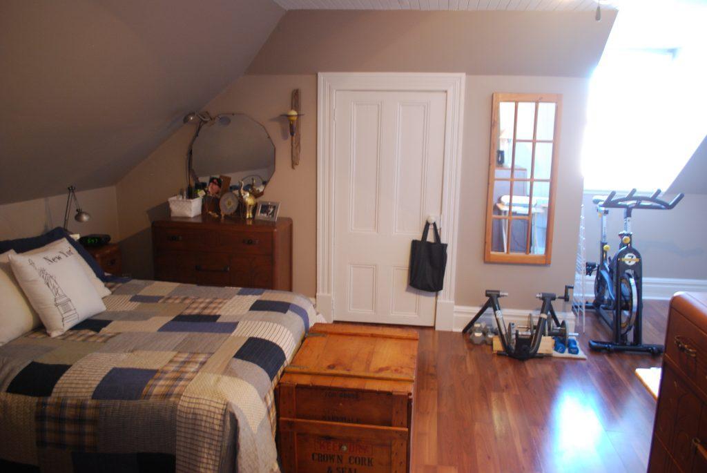 Appartement très lumineux, 3 1/2 sur 2 étage dans le Vieux Lévis près de la Terrasse | 3293234