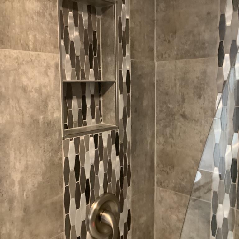 Beau logement ,chauffé/éclairé,réfrigérateur/cuisinière,laveuse/sécheuse ,meublée | 3292442