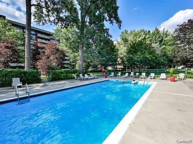 TOUT INCLUS, MEUBLÉ, Grand condo 3et1/2 830p.ca à louer, 1748$, St-Lambert | 3287412