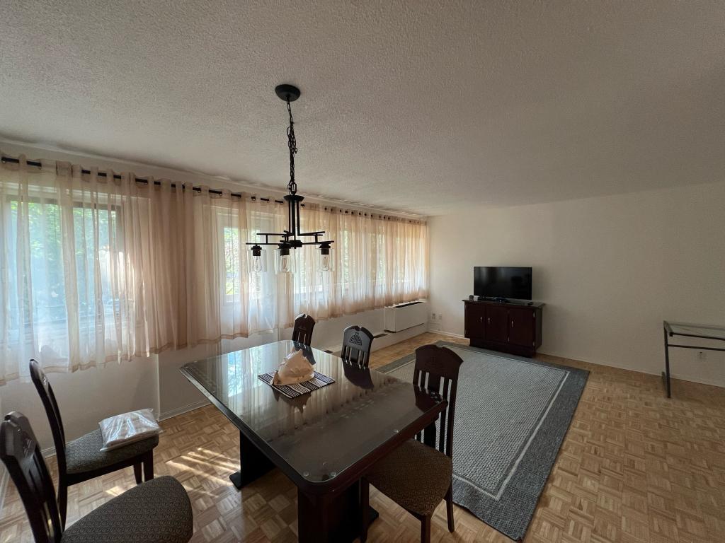 TOUT INCLUS, MEUBLÉ, Grand condo 3et1/2 830p.ca à louer, 1748$, St-Lambert | 3287412