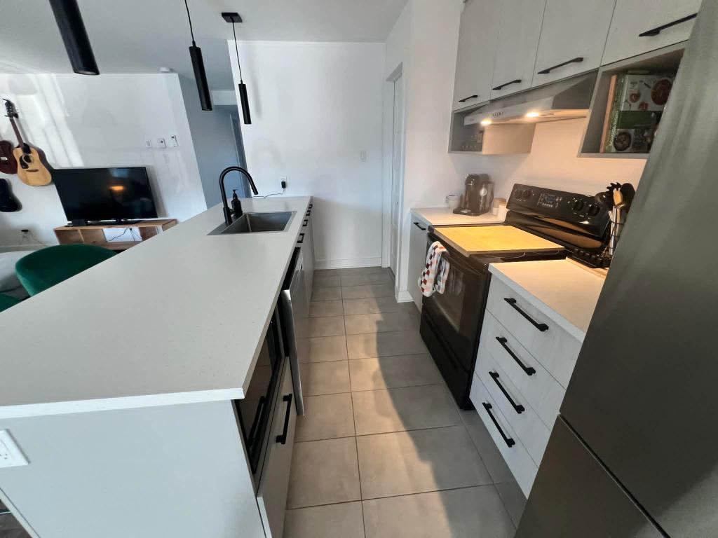 CESSION DE BAIL - GRAND 5 1/2 MODERNE À BEAUHARNOIS (1er mois gratuit - $ comptant) | 3287418