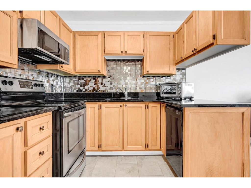 Grand 5 ½ TOUT RÉNOVÉ & TOUT ÉQUIPÉ – Chomedey, Laval | 3287432