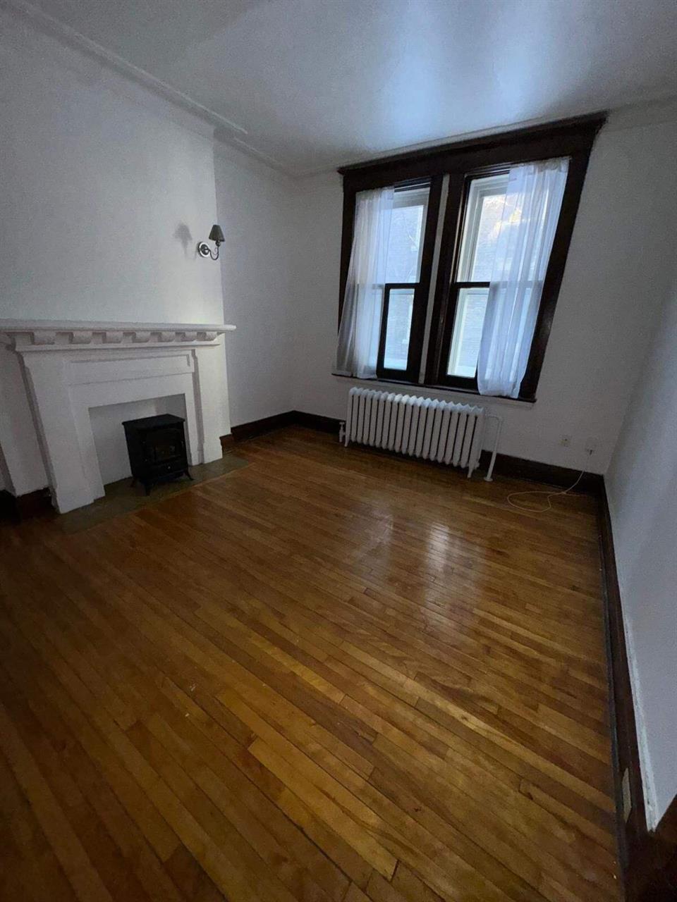 1 CH - 1 SDB - Westmount - $1,195 /mo | 3287856