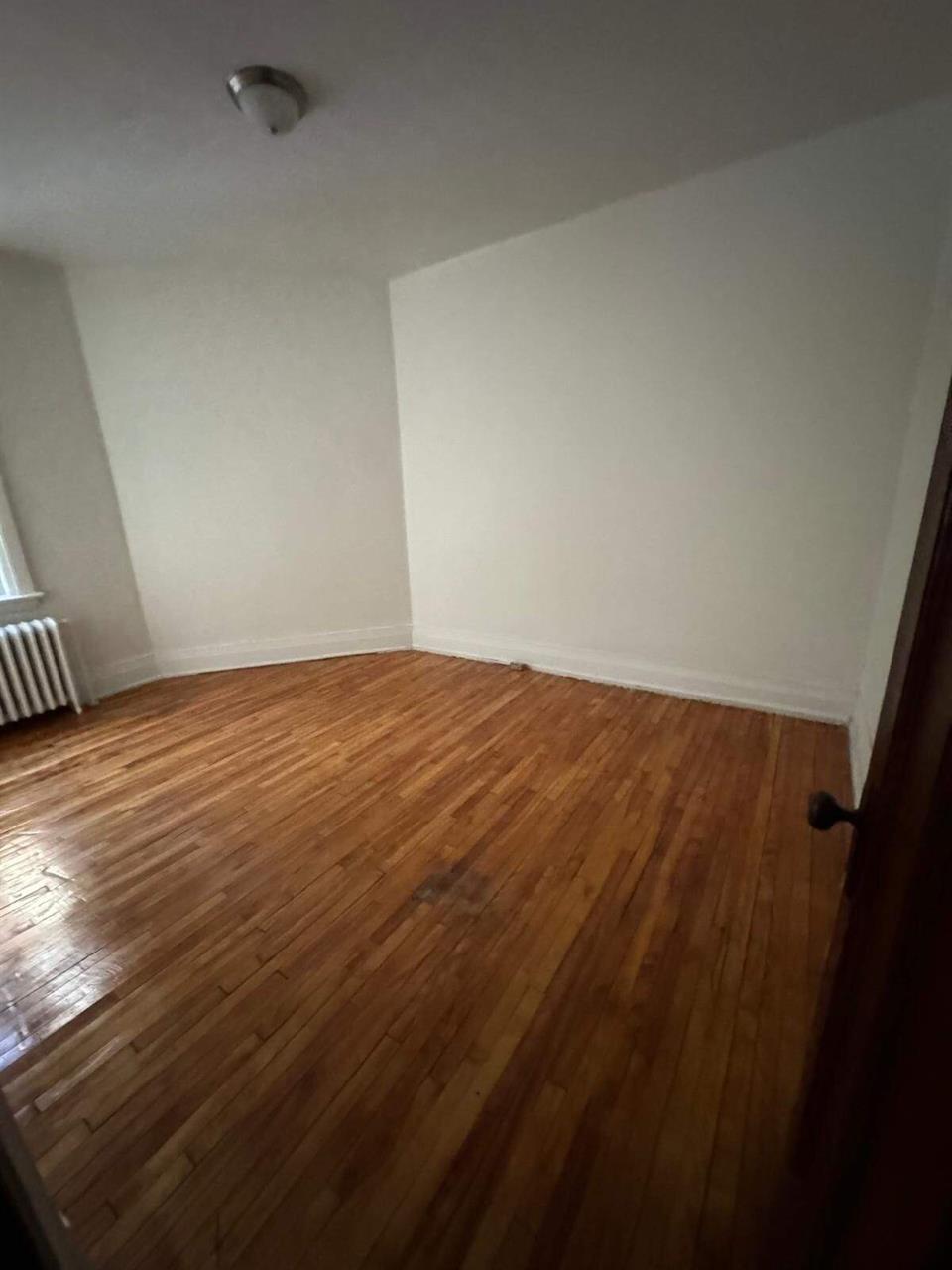 1 CH - 1 SDB - Westmount - $1,195 /mo | 3287856