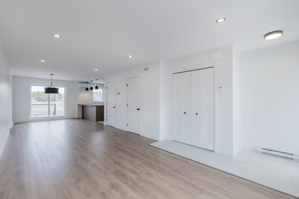 Superbe 5 ½ à Louer - Juillet 2026 | 3287946