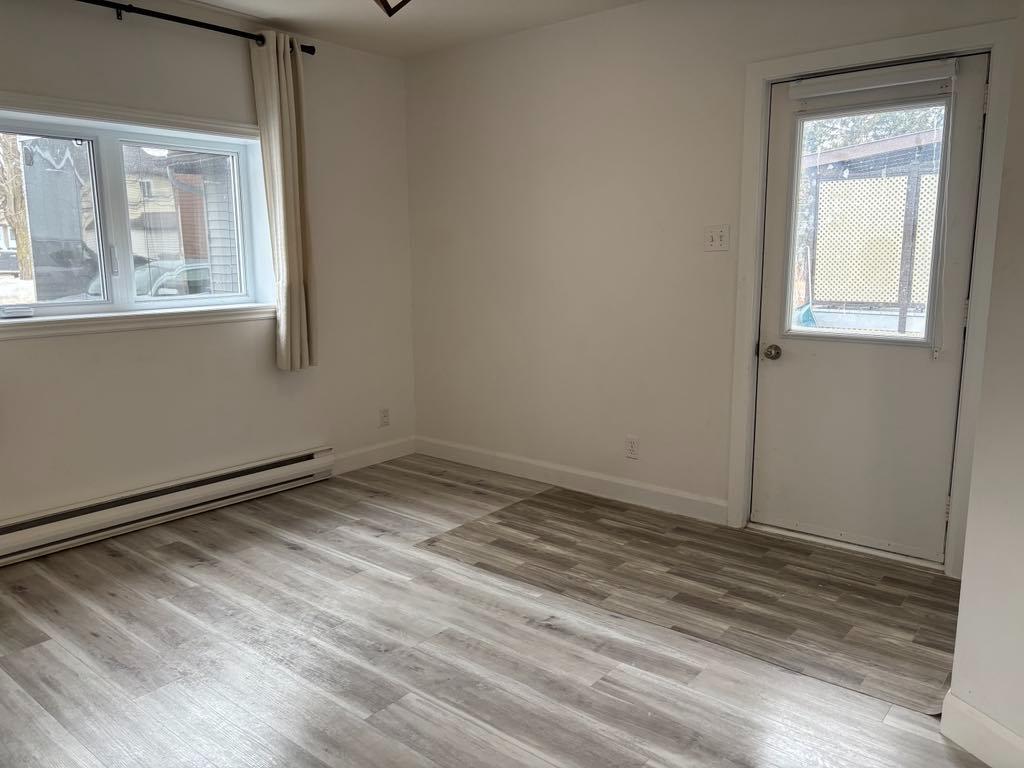 Disponible rapidement! Logement 3 1/2 situé à St-Gilles | 3288057