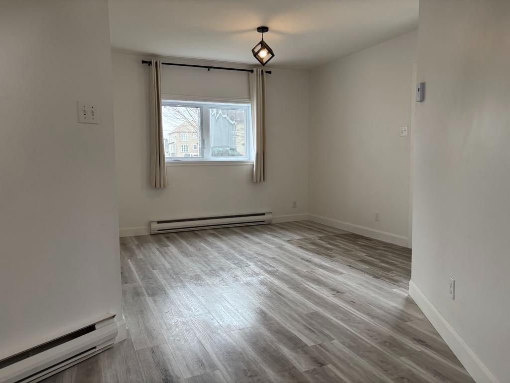 Disponible rapidement! Logement 3 1/2 situé à St-Gilles | 3288057
