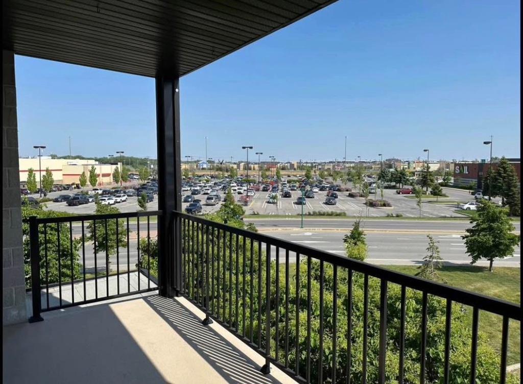 Condo à louer à Lachenaie, Terrebonne en face du Costco | 3288156
