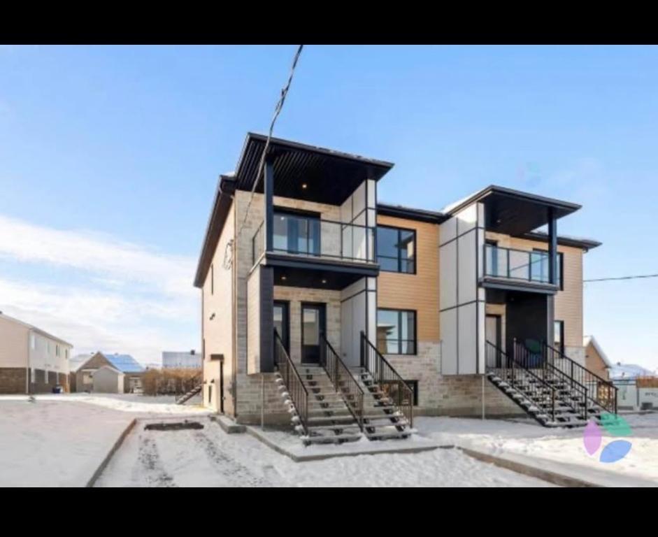 7 1/2 maison de ville | 3289748
