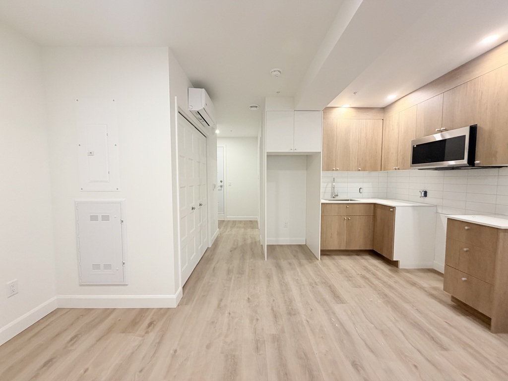 Studio Neuf En PROMO à St-Sauveur | 3288736