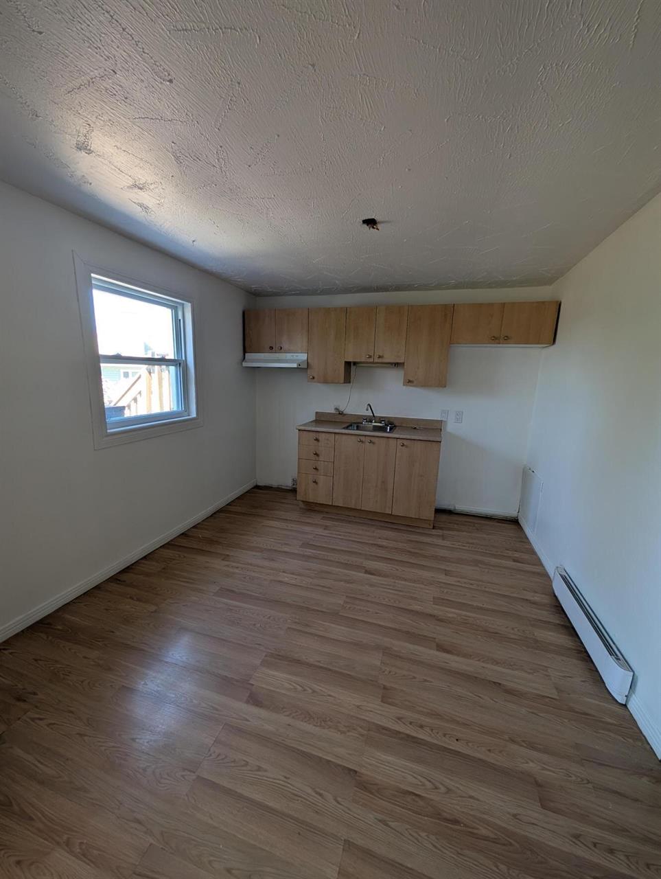 Immeuble - 5891-5901 Boulevard Bourque 3 1/2 + à Louer | 3288740