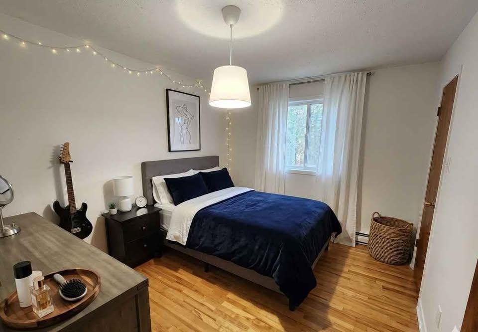 5 1/2 - 3 Bedroom 1 Bathroom-Internet Included / 5 1/2 - 3 chambres, 1 salle de bains-Internet Inclue | 3288911