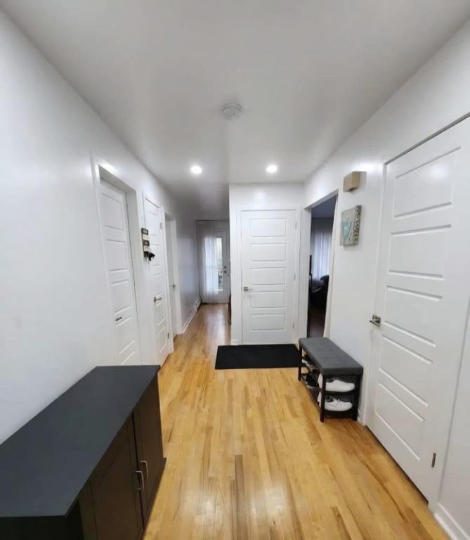 5 1/2 - 3 Bedroom 1 Bathroom-Internet Included / 5 1/2 - 3 chambres, 1 salle de bains-Internet Inclue | 3288911