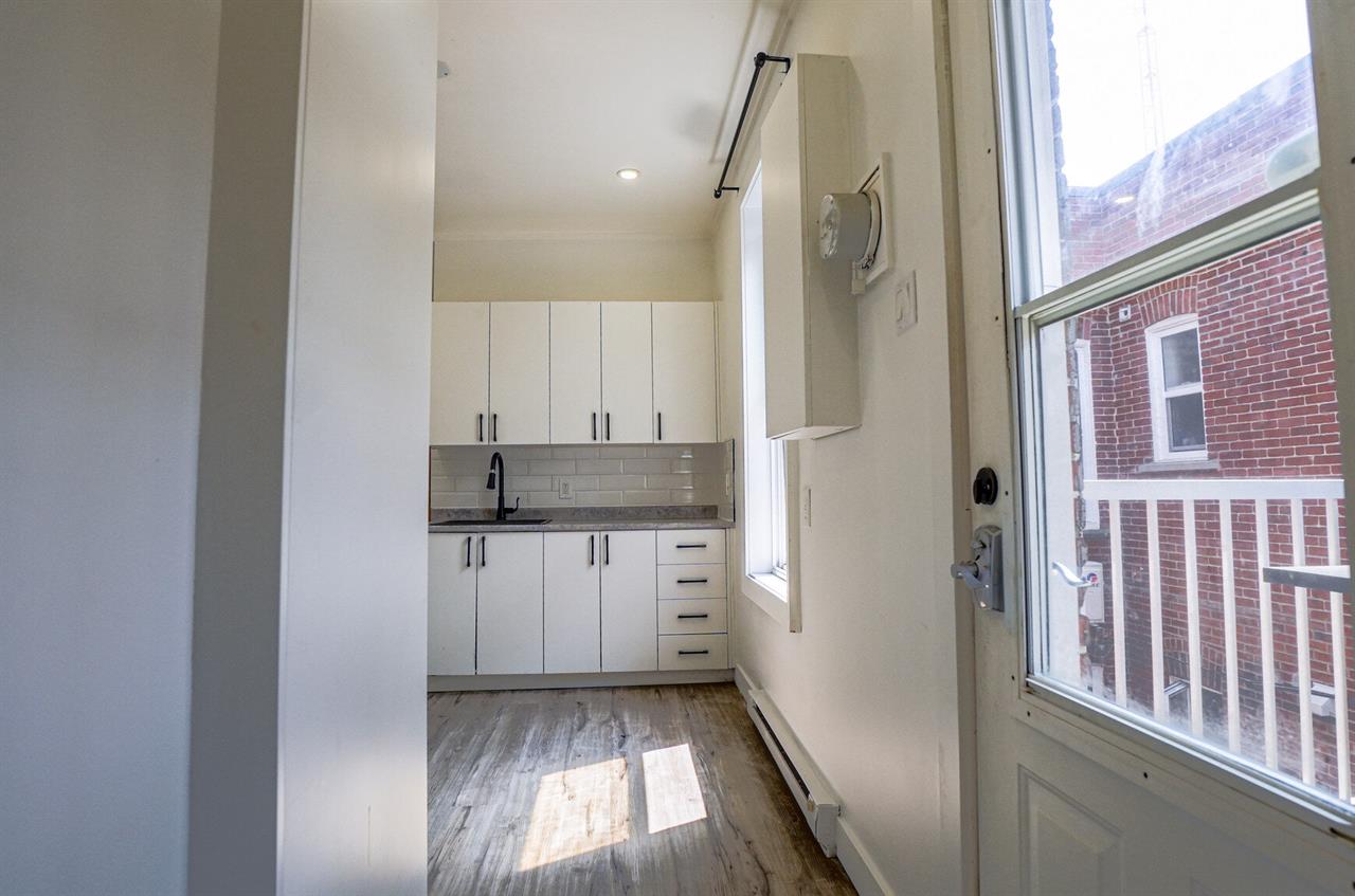 4 Chambres 1 Salle De Bain - 2477 Rue Rachel Est, Montréal | 3289496