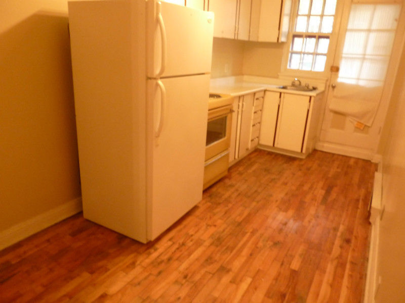NDG, Beau, Tres Grand 3 ½ Metro Snowdon, | 3289600