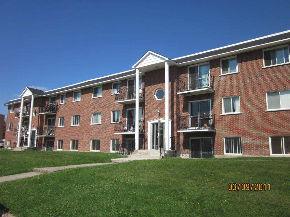 Beau 3 1/2 à Louer à St Jérôme | 3289642