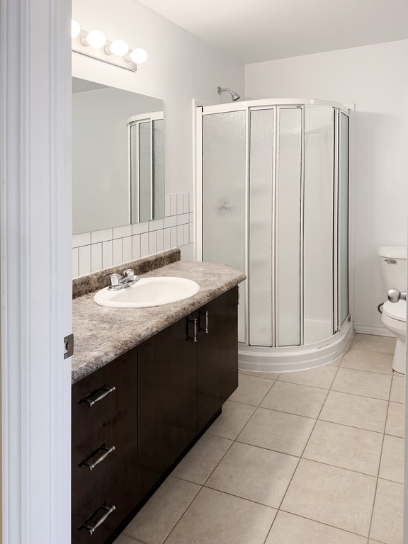 2 Bedroom Apartments For Rent | 3289668
