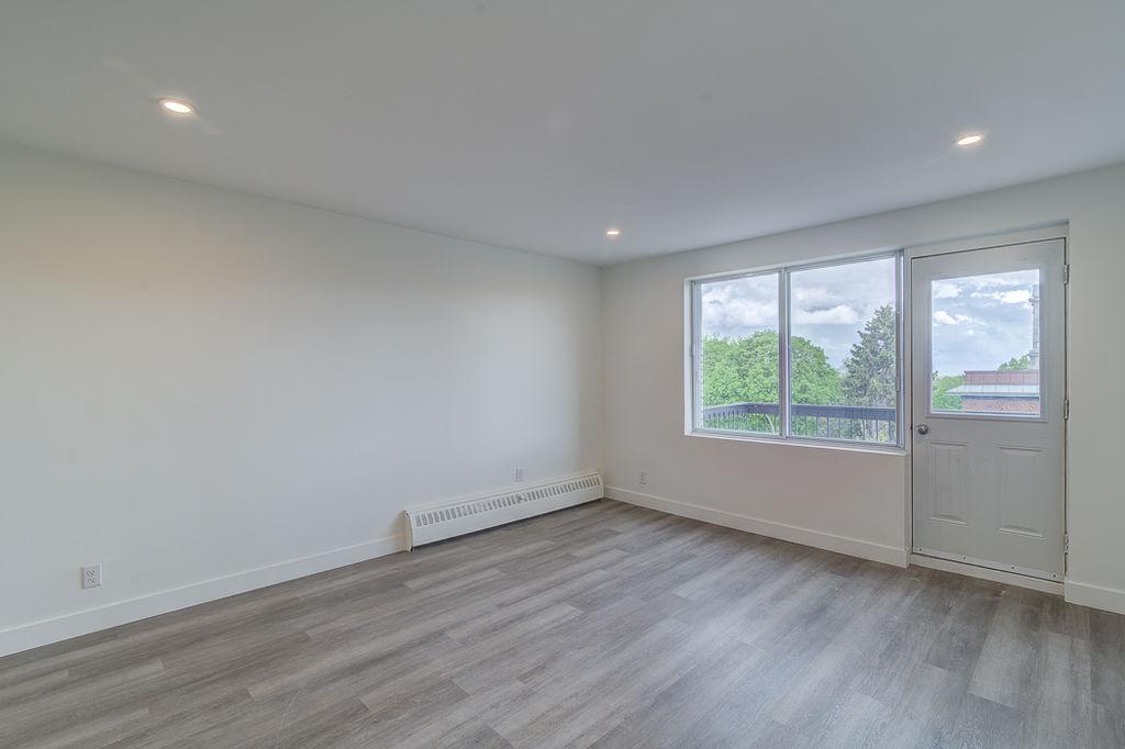 Studio Apartments Available For August 2026 - A louer • For Rent | 3289703