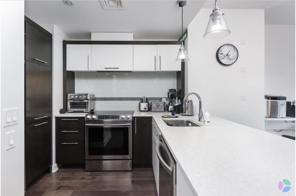 3 ½ lumineux et luxueux | Île-des-Sœurs | Garage | À deux pas du REM | 3289781