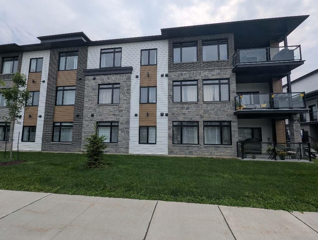 🔥 5 ½ ENSOLEILLÉ – 1350 PI² – JUIN/JUILLET 2026 🔥 | 3289784
