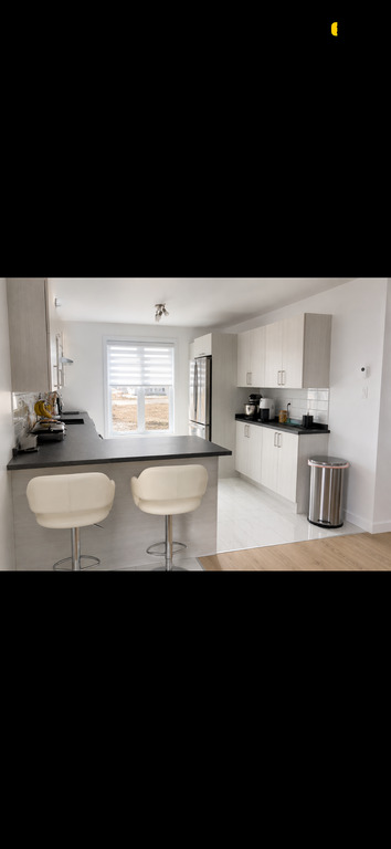 GRAND 41/2 À LOUER POUR LE 1 ER JUILLET | 3290312