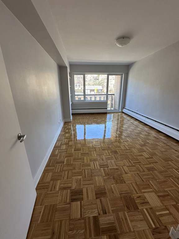 Grand 3 1/2 Au Centre-Ville | 3290411