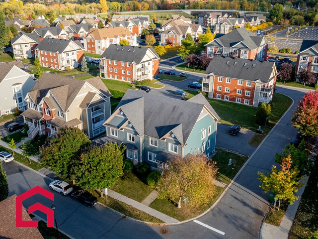 Appartement Mont-Saint-Hilaire À Louer | 3290412