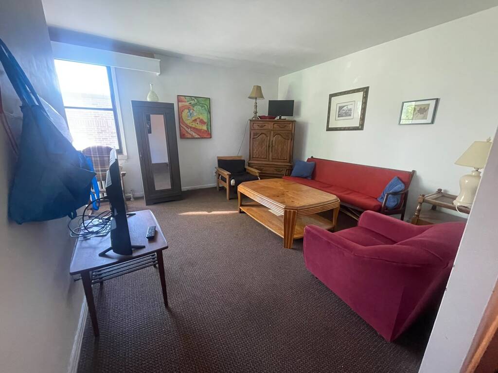 Grand 4 ½ Meublé – 2 Chambres | 3290417