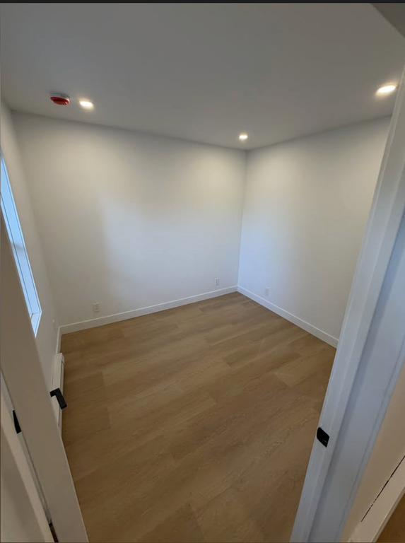 Wow! Condo Rénové 2 Cac Et 2 Balcons! | 3290427