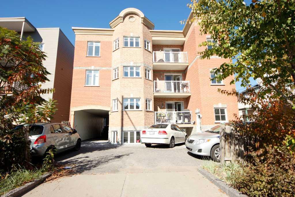 GRAND 4 PIECES BALCON STATIONNEMENT, ESPACE BUREAU. | 3304111
