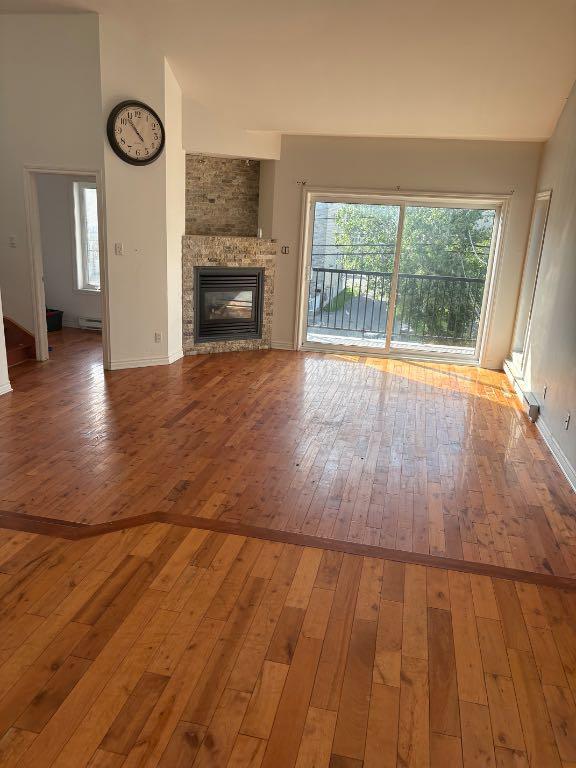 A Louer 5 1/2 sur 2etages mezzanine Duvernay E | 3290717