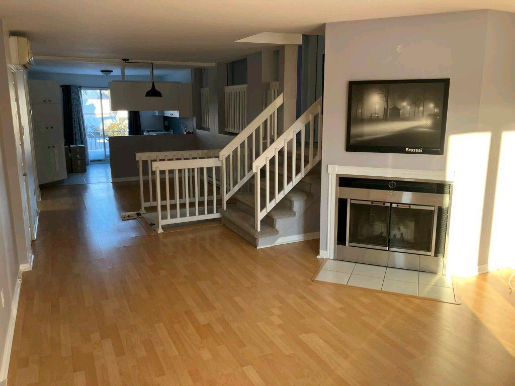 Immense 6 1/2 dans un secteur très recherché de Longeuil, | 3290752