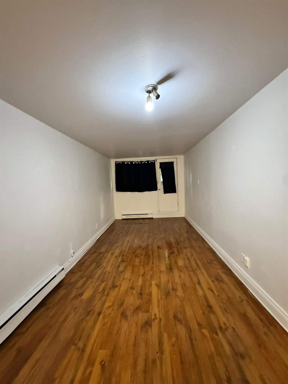 1 CH - 1 SDB - Montréal - $1,095 /mo | 3290886