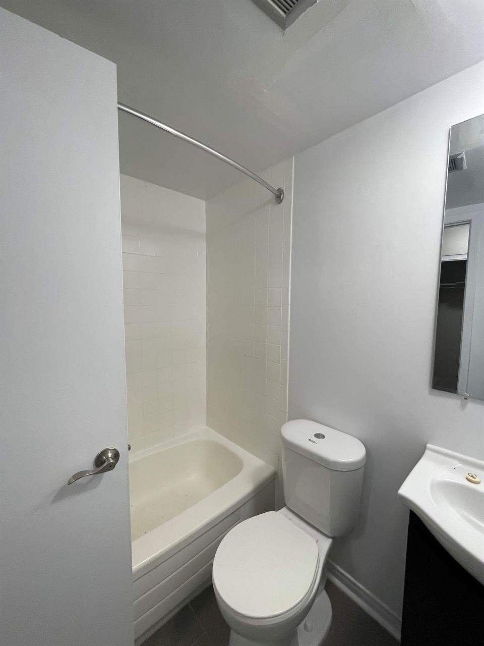 1 CH - 1 SDB - Gatineau - $1,249 /mo | 3291134