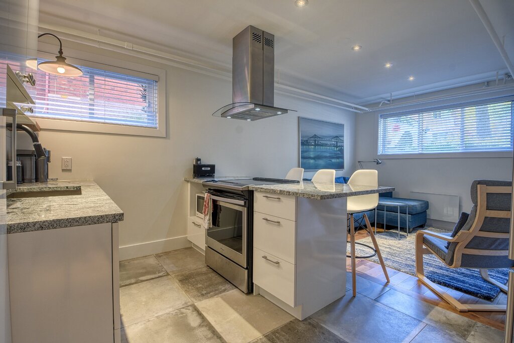 MAGNIFIQUE 3.5 Semi-meublé/court Terme | 3291174