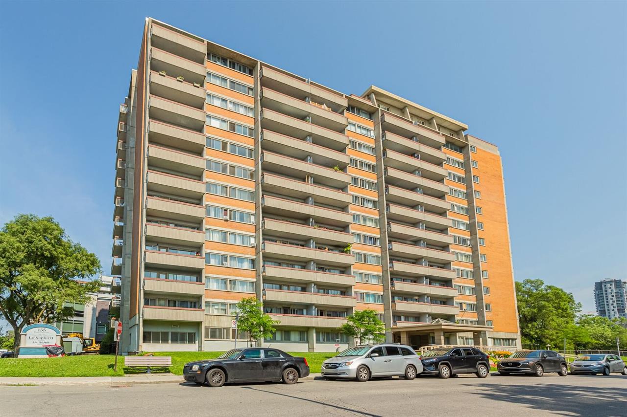 3 ½ - 135 Place Côte-Vertu, Montréal | 3291175