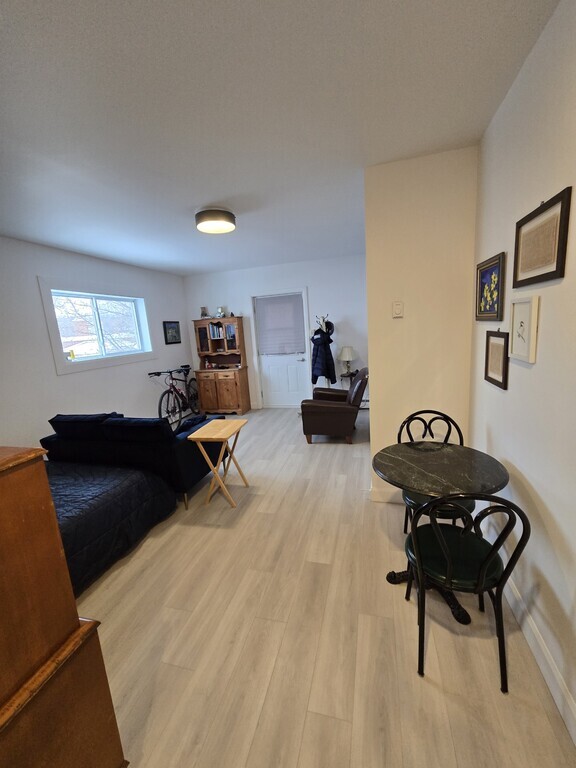 MAGNIFIQUE STUDIO | INTERNET- EAU CHAUDE | 3291270