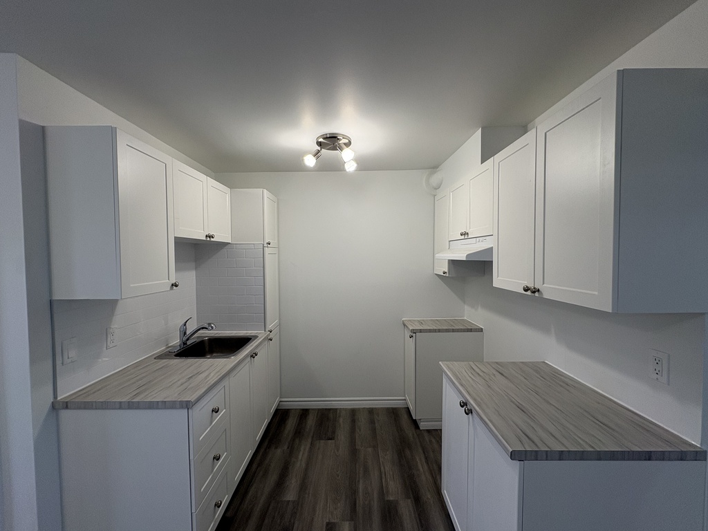 4 1/2 Drummondville | 3291286