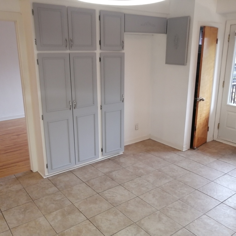 VILLE-ÉMARD–LASALLE: 5 ½ Metro Jolicoeur | 3291329