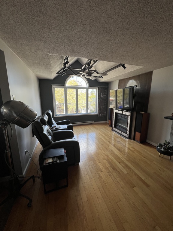 Superbe 2 Chambres Avec Garage Privé | 3291356