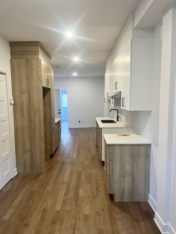 4½ Avec Terrasse - Metro Joliette | 3291371