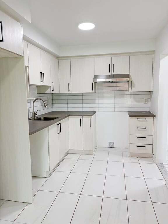 Beau 3 1/2 à Louer – Rez-de-jardin | 3291422